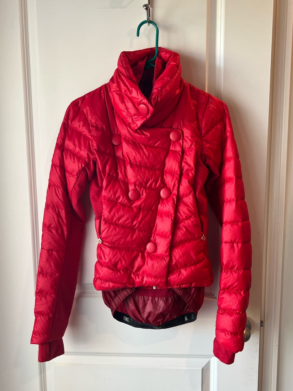 Lululemon Pedal Power Puffer Jacket - Stylish Double-Breasted. Small